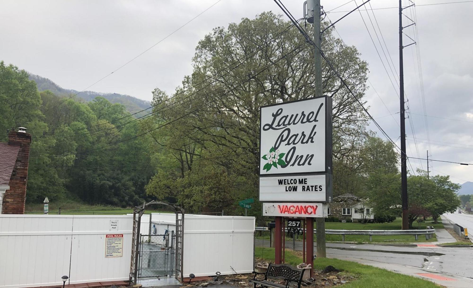 Laurel Park Inn Maggie Valley Exterior foto